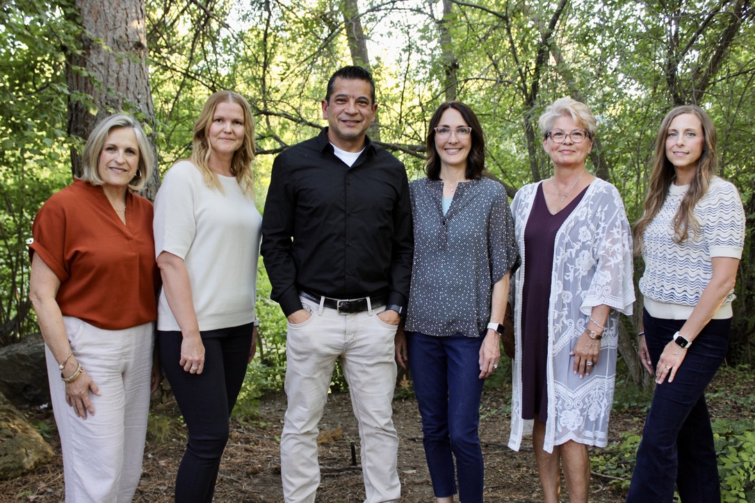 The Treasure Valley Mental Health team outdoors in Boise